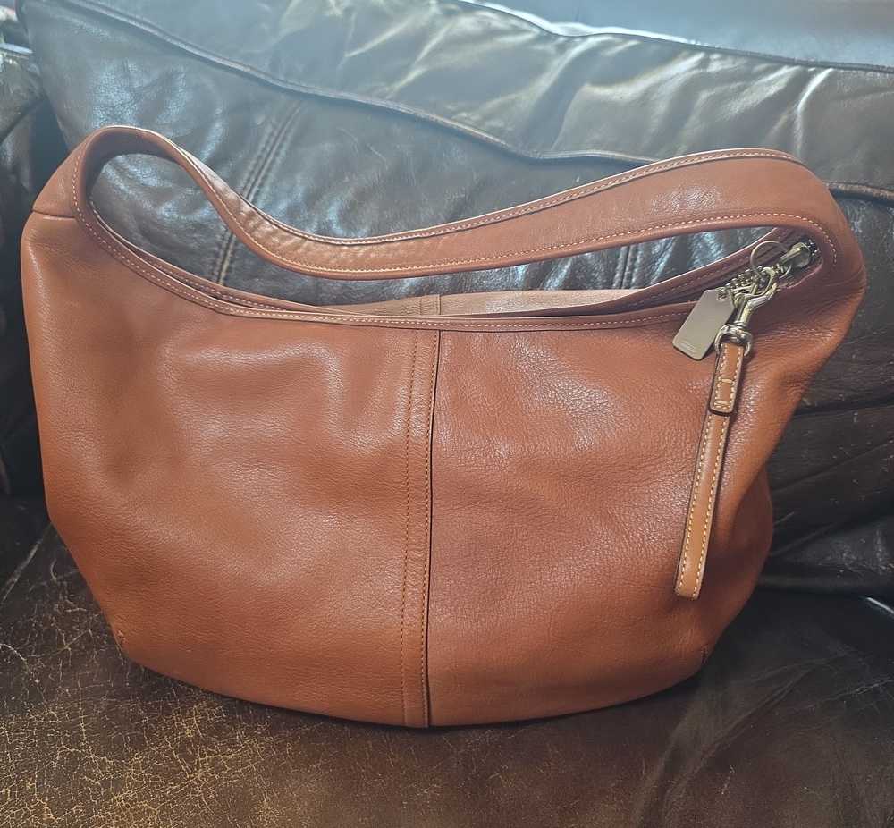 Coach Vintage ERGO Leather Hobo Shoulder Bag in Saddle Brown CIRCA 2000 MEDIUM